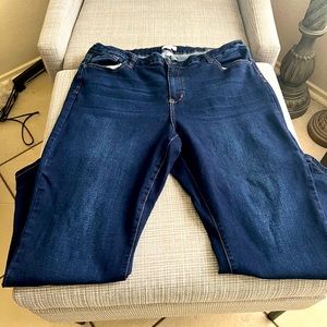 22w Molly & Isadora jeans very stretchy